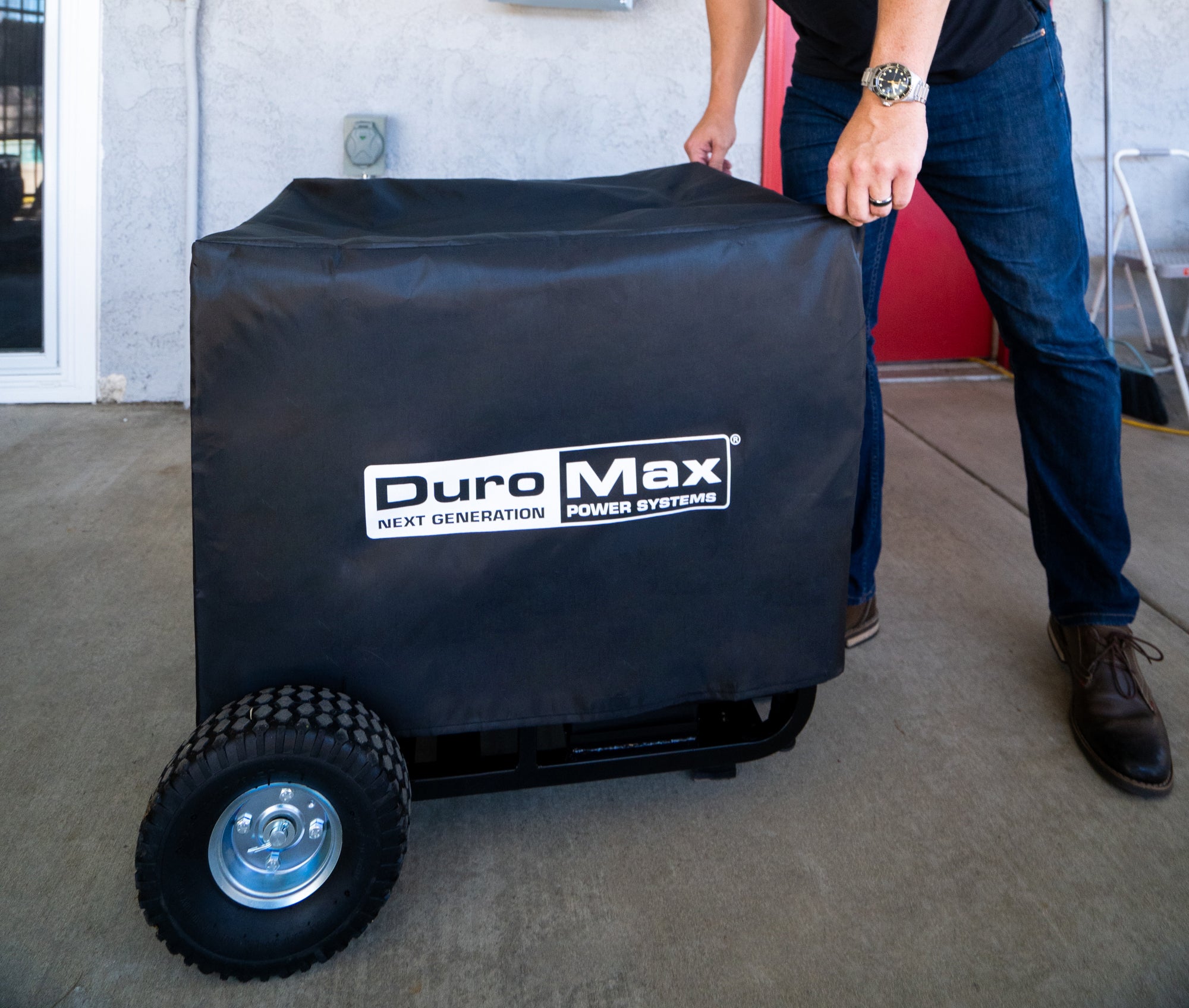 DuroMax XPLGC Large Weather Resistant Dust Guard Portable Generator Cover - Image 5