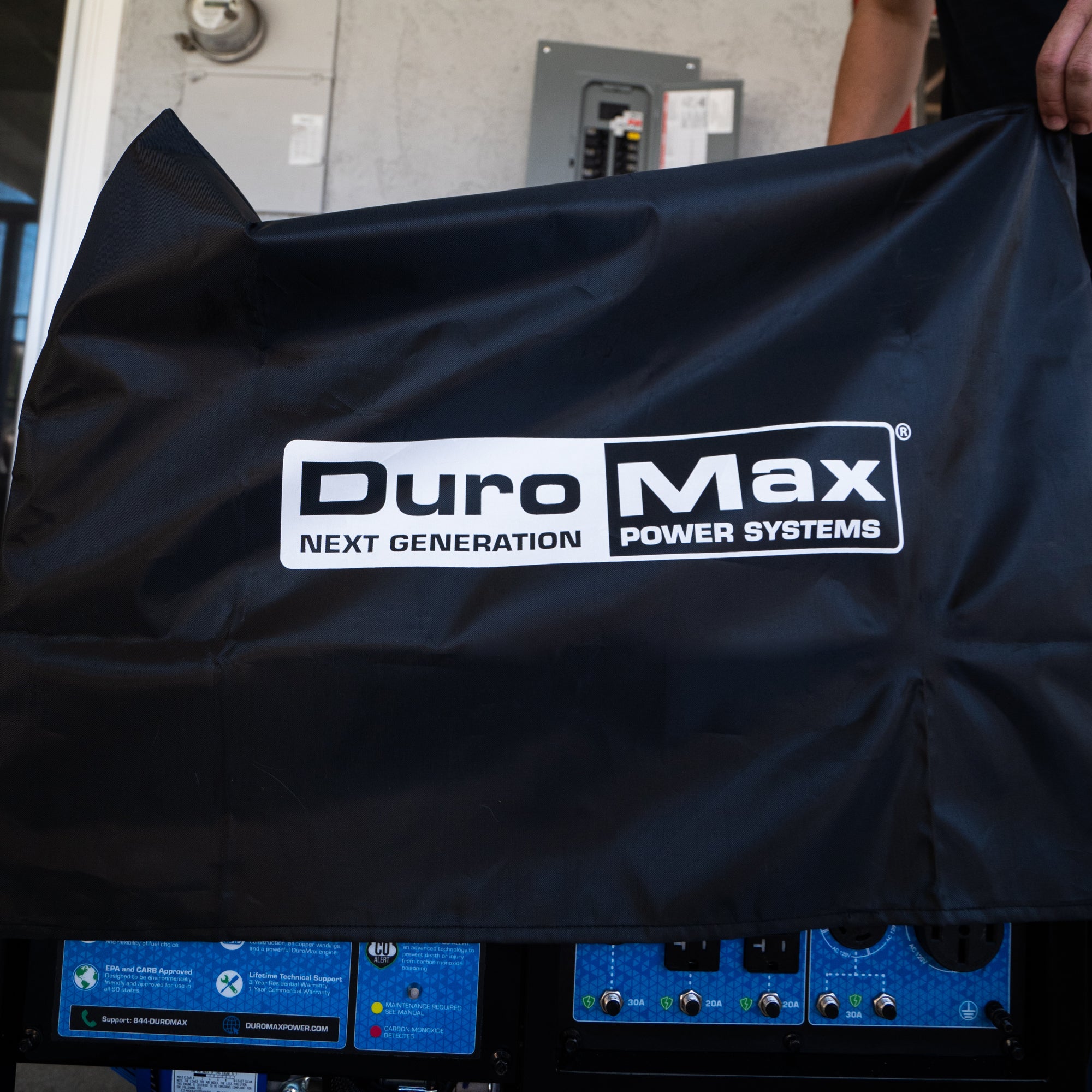 DuroMax XPLGC Large Weather Resistant Dust Guard Portable Generator Cover - Image 6