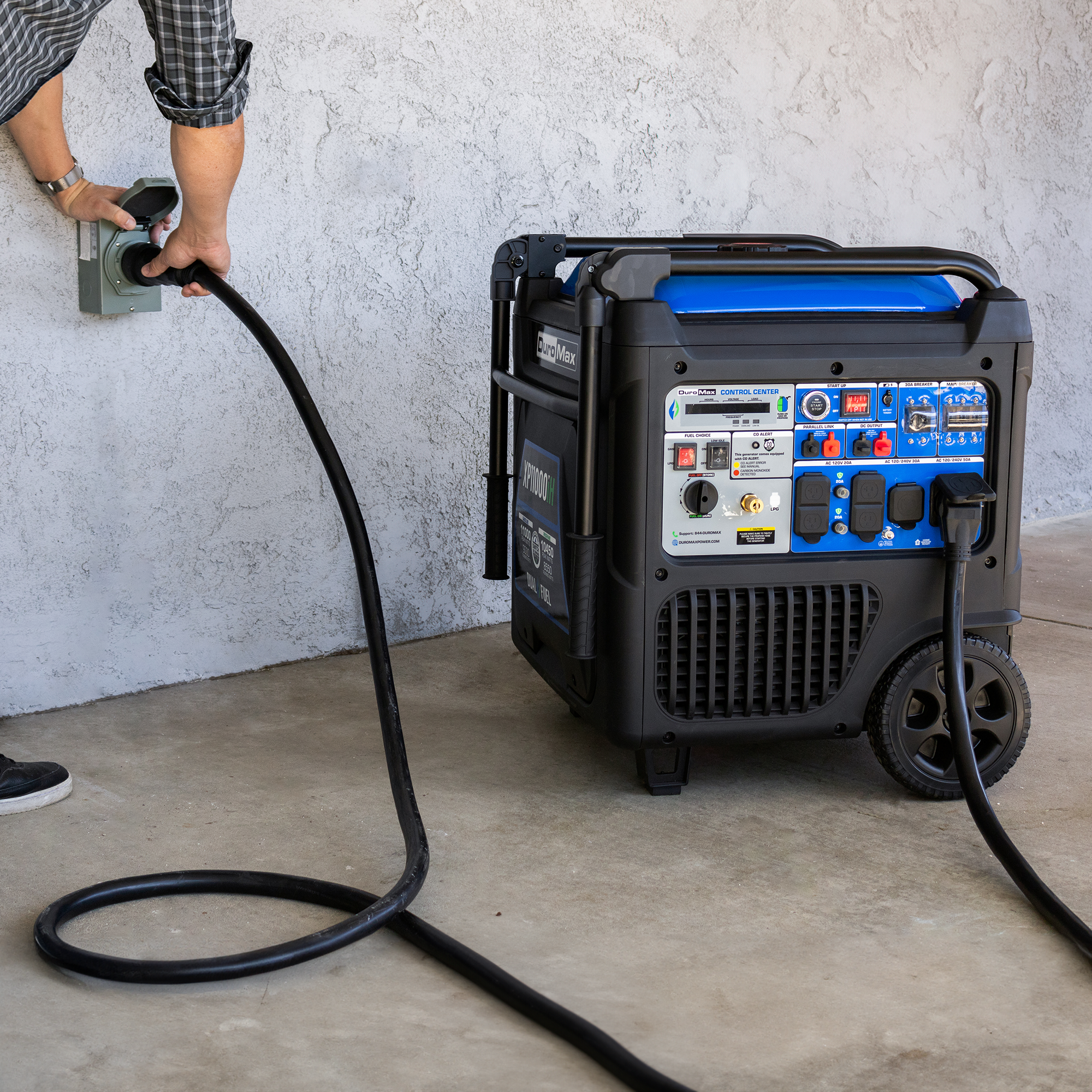 DuroMax XP11000iH 11,000 Watt Portable Dual Fuel Inverter Generator - Quiet, Low THD - Image 16