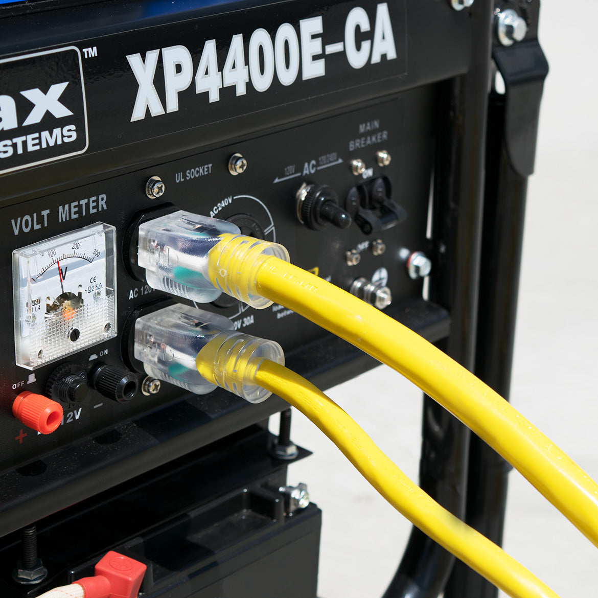 DuroMax XPC12100C 100-Foot 12 Gauge Triple Tap Extension Power Cord - Image 9