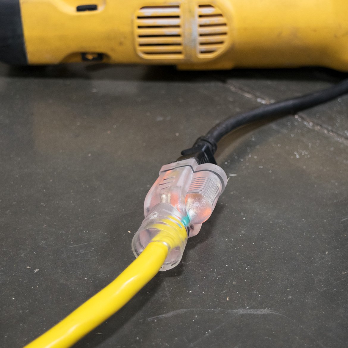 DuroMax Small Generator Cords and Cover Starter Kit (Fits 5,500 Watt Units and Lower) - Image 9